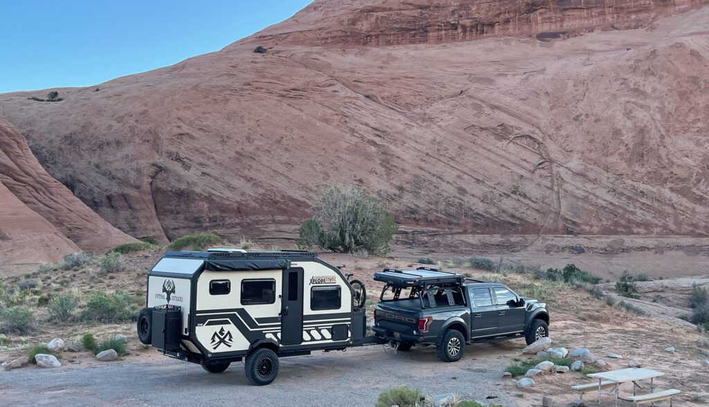 Offgrid camping in the Moab hills in Utah with the Imperial Outdoors X145.
