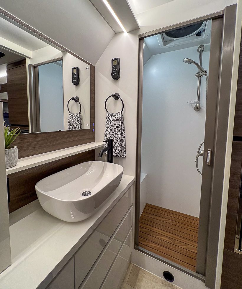 Spacious and luxury bathroom with high end appliances in the Imperial Outdoors X195.