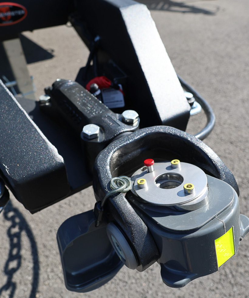 Cruisemaster articulating D035 off road hitch on all Imperial Outdoors Sport Series rv's.